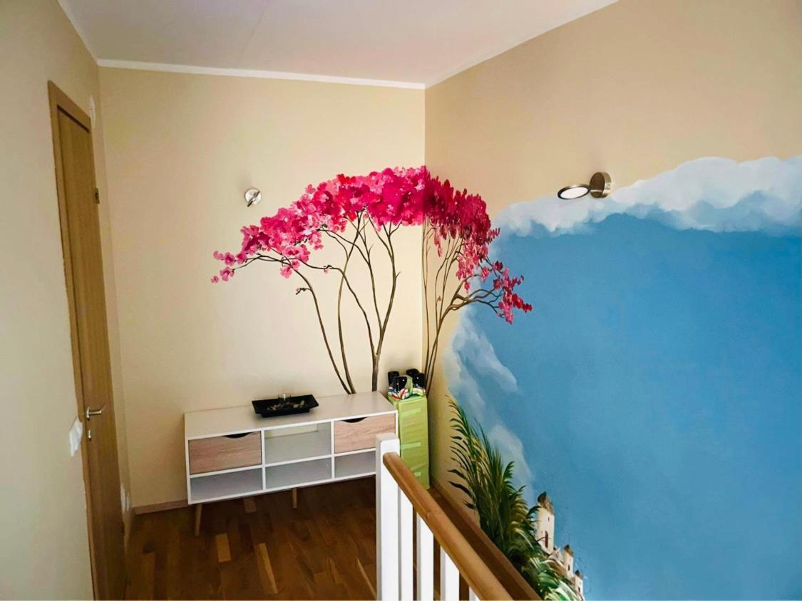 Kuninga Old Town Resident Apartment Parnu Bagian luar foto